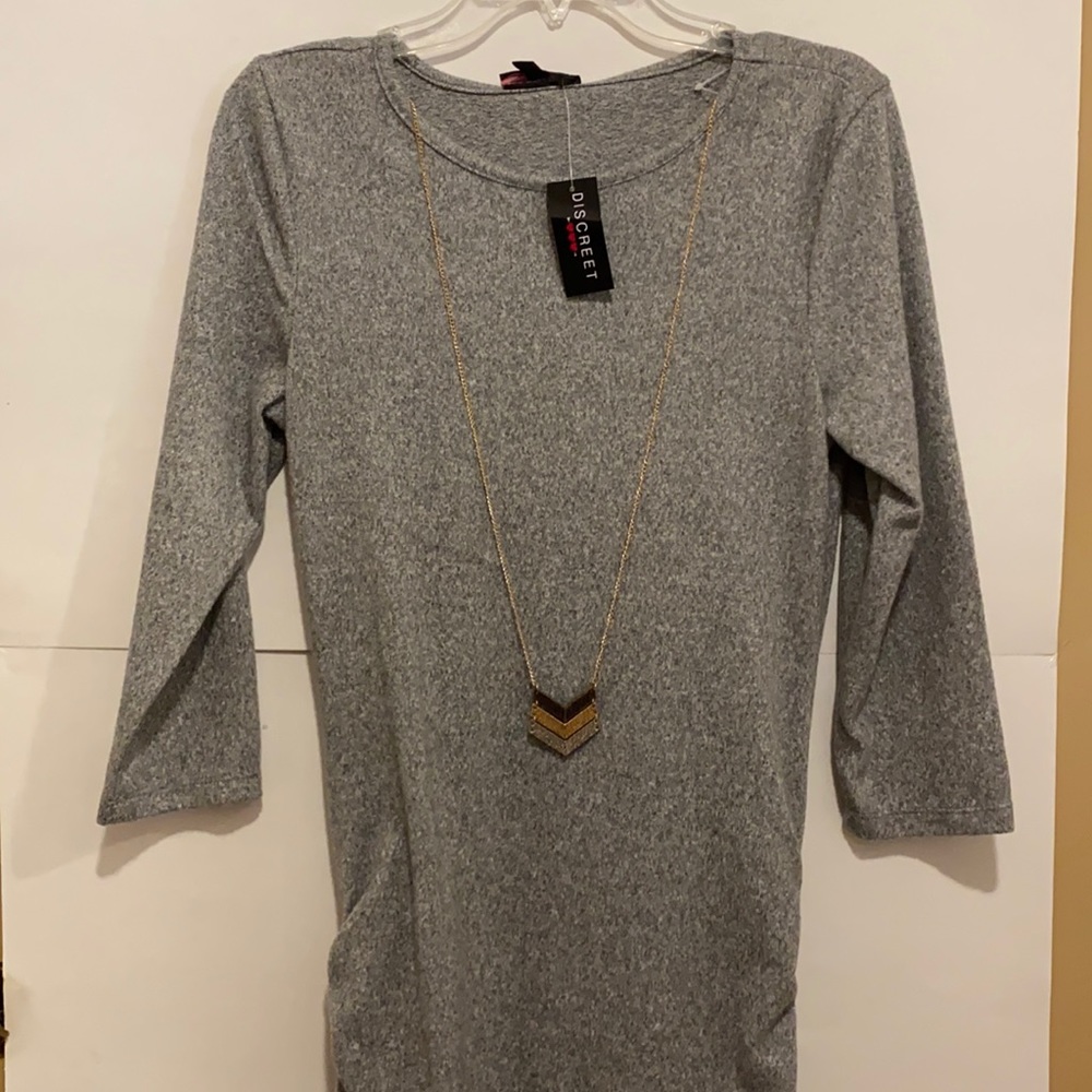 Discreet Knit dress size Large 3/4 sleeve Grey